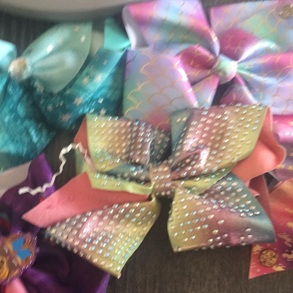 Jojo siwa bows